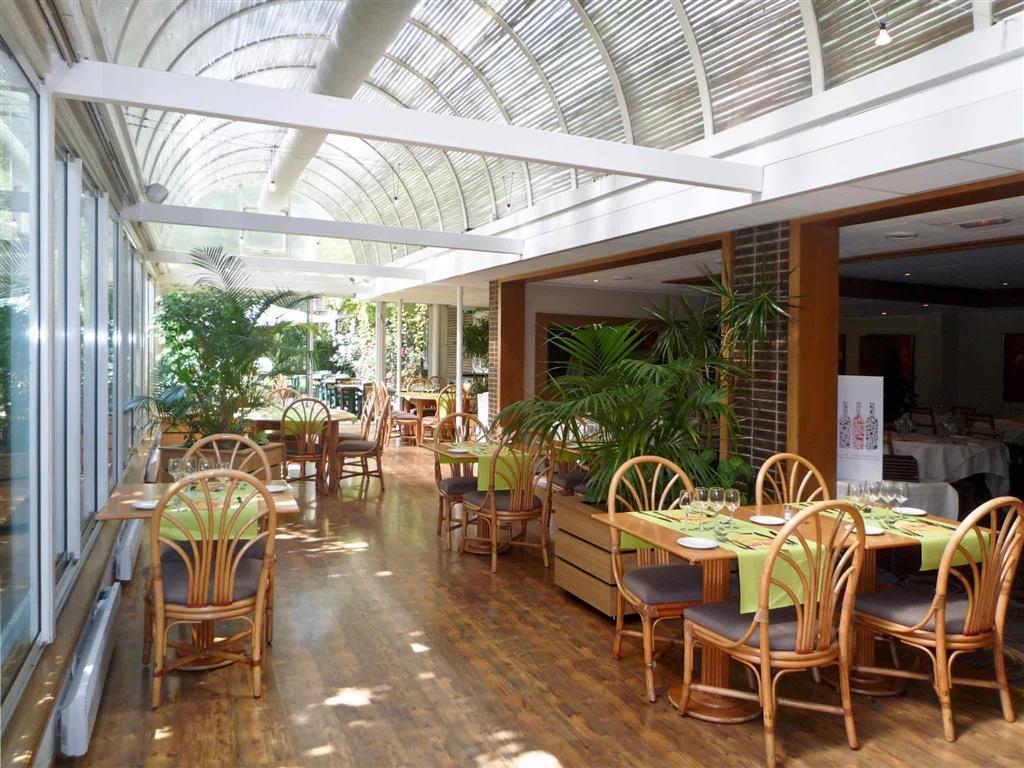 Hotel Ibis Styles Evry Lisses Esterno foto