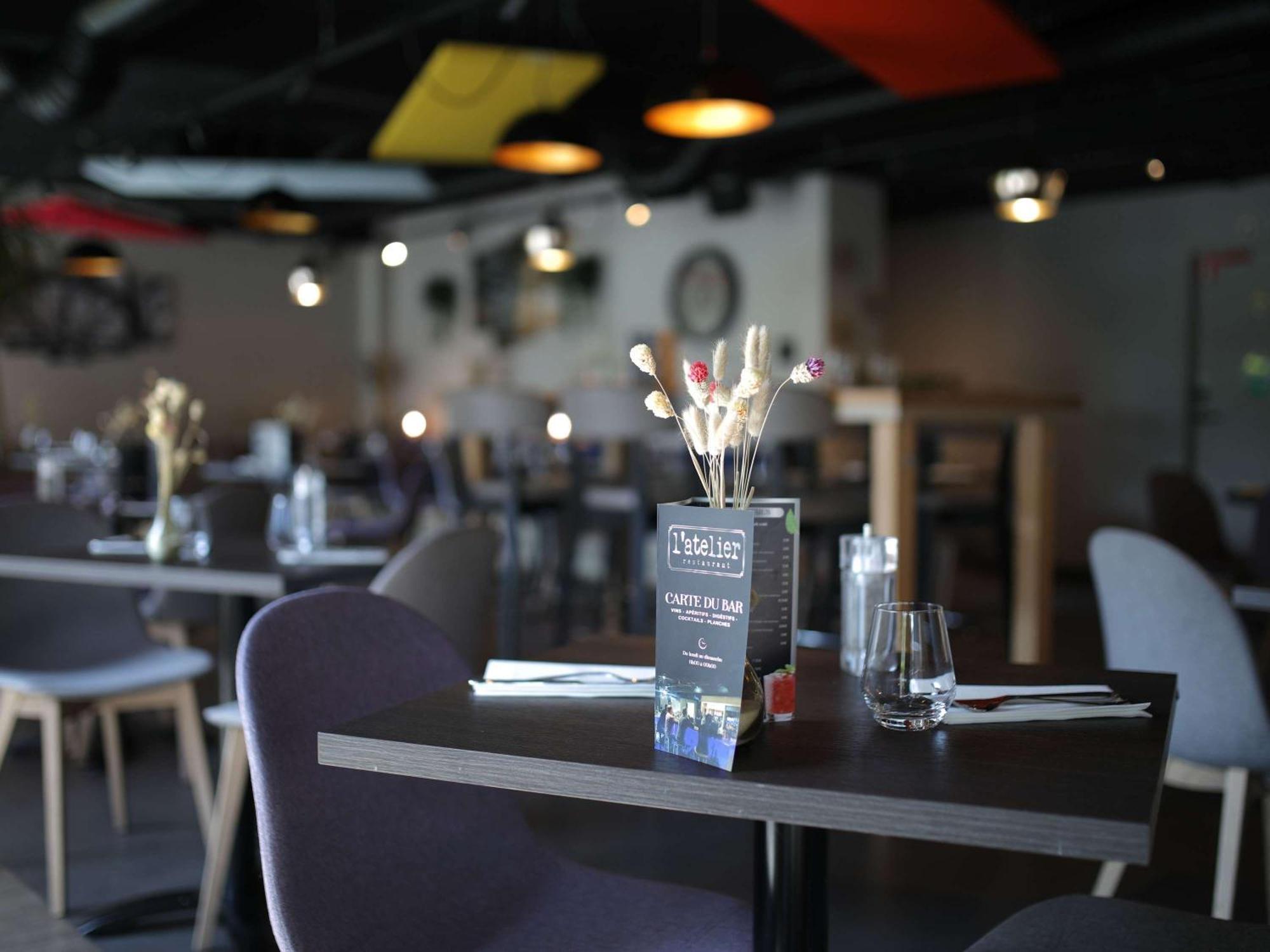 Hotel Ibis Styles Evry Lisses Esterno foto