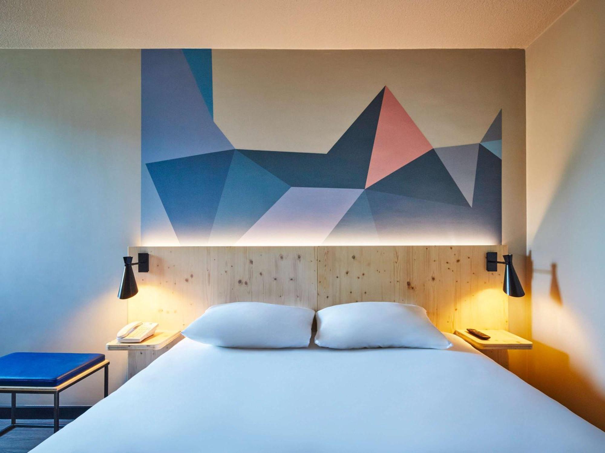 Hotel Ibis Styles Evry Lisses Esterno foto
